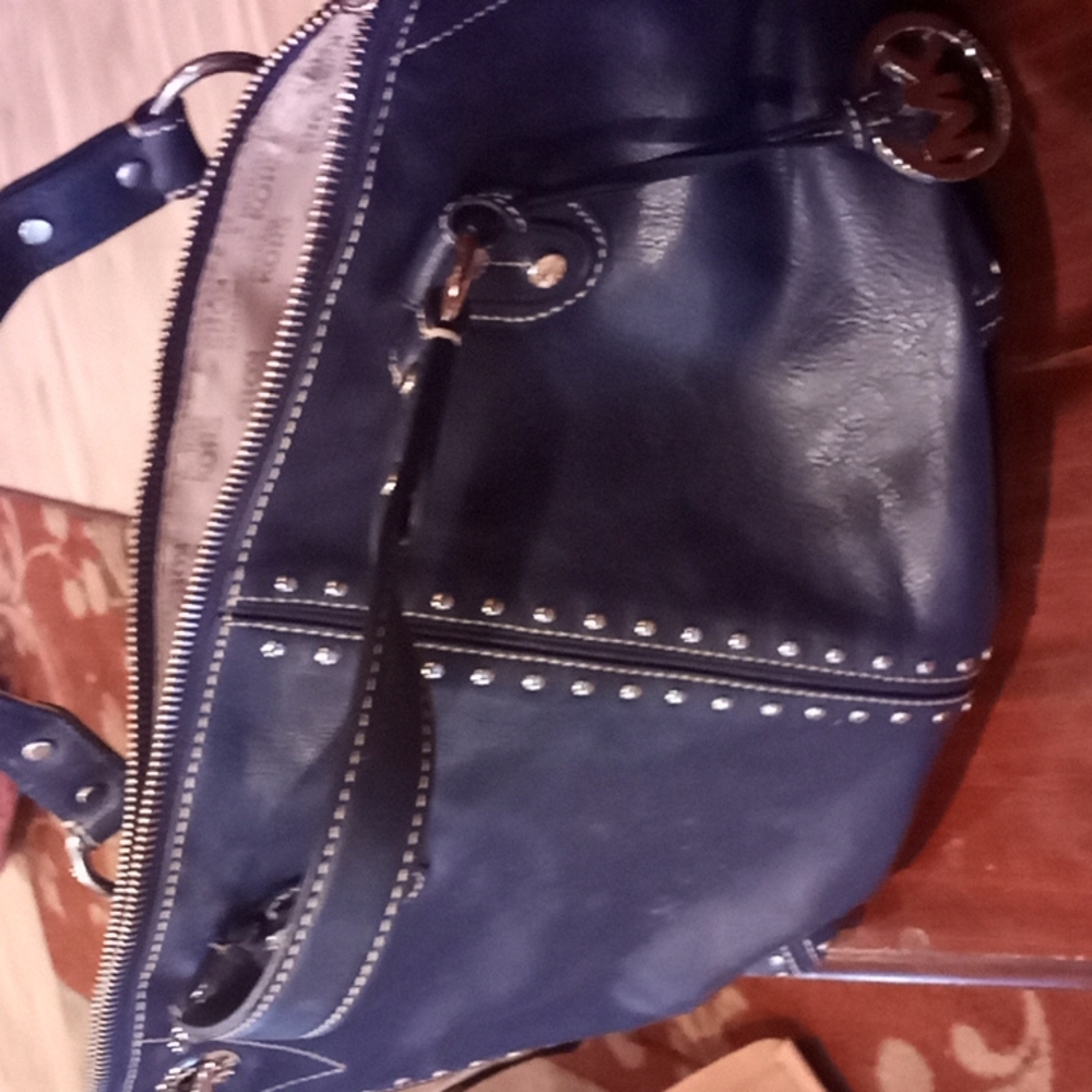 Michael kors bag 13 tall x 17.5 wide
